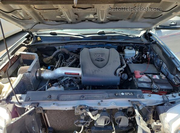 3TMCZ5AN2JM184642 2018 TOYOTA TACOMA Gray 