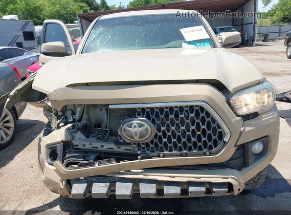 3TMCZ5AN2KM257980 2019 TOYOTA TACOMA Cream Vista del cuadro de instrumentos
