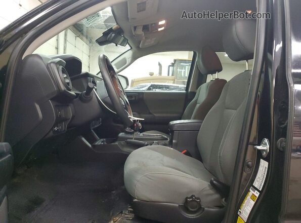 3TMCZ5AN2MM435664 2021 TOYOTA TACOMA Black Вид салону спереду