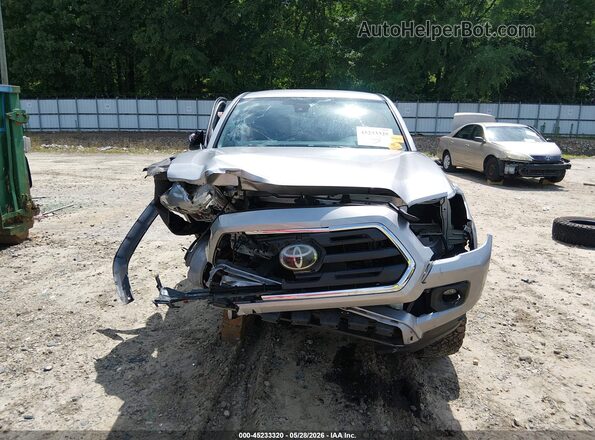 3TMCZ5AN4JM145986 2018 TOYOTA TACOMA Silver Front view