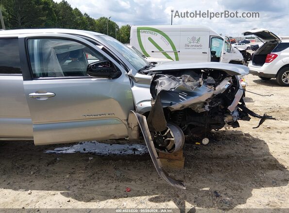 3TMCZ5AN4JM145986 2018 TOYOTA TACOMA Silver 