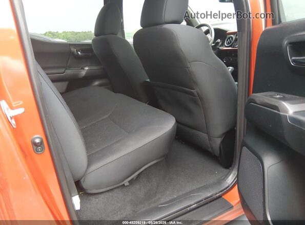 3TMCZ5AN5HM092399 2017 TOYOTA TACOMA Orange Вид наклейки з VIN-кодом