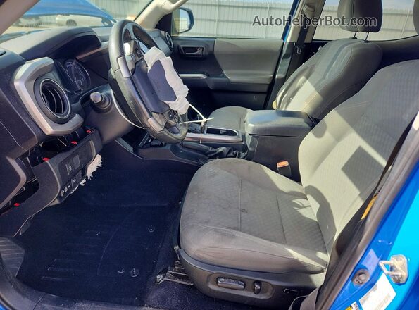 3TMCZ5AN5LM306414 2020 TOYOTA TACOMA Blue Front interior view