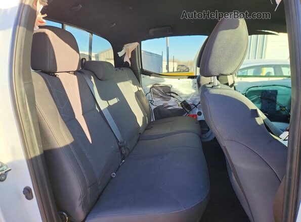 3TMCZ5AN6KM201072 2019 TOYOTA TACOMA White 