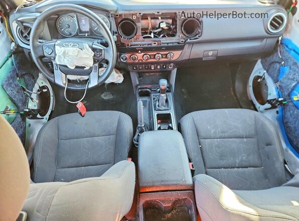 3TMCZ5AN6KM201072 2019 TOYOTA TACOMA White 