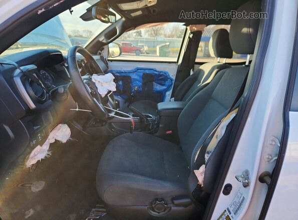 3TMCZ5AN6KM201072 2019 TOYOTA TACOMA White 