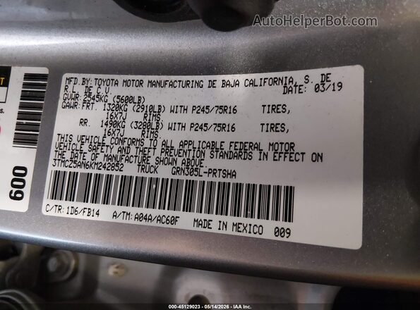 3TMCZ5AN6KM242852 2019 TOYOTA TACOMA Silver Вид підкапотного простору