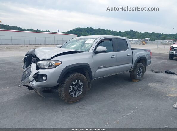 3TMCZ5AN7JM168100 2018 TOYOTA TACOMA Silver წინა მარცხენა ხედი სამი მეოთხედიდან