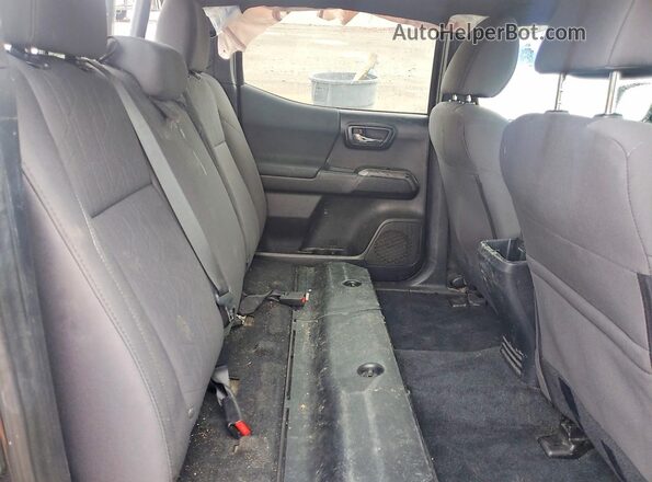 3TMCZ5AN8JM163407 2018 TOYOTA TACOMA Серый 