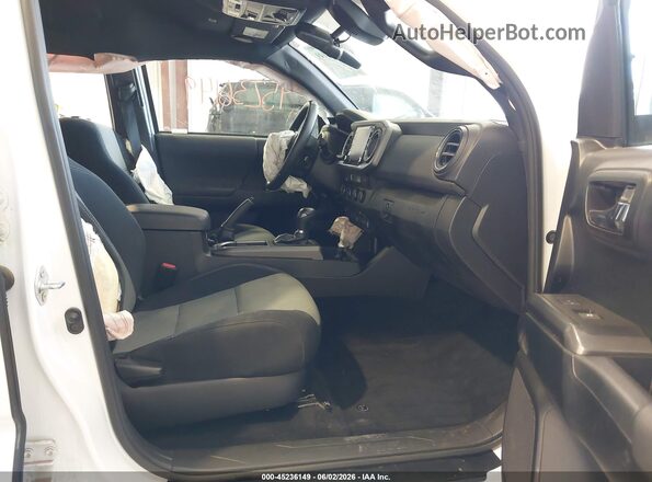 3TMCZ5AN8MM450055 2021 TOYOTA TACOMA White Front interior view