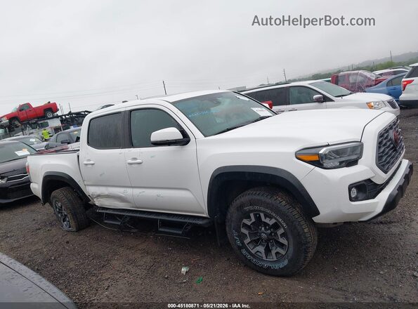 3TMCZ5ANXMM444337 2021 TOYOTA TACOMA White Vista interior trasera
