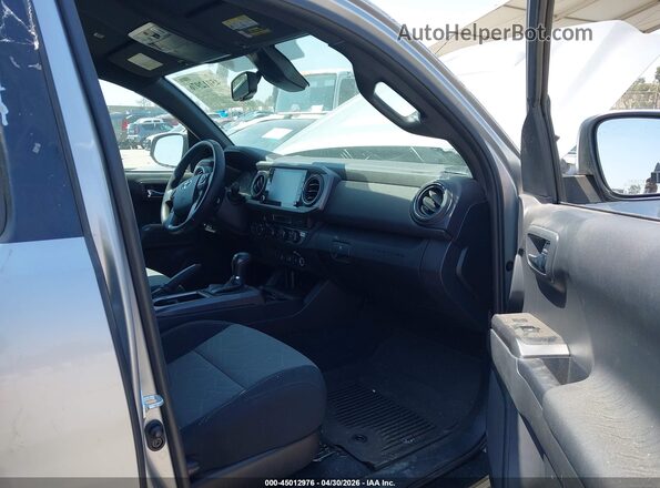 3TMDZ5BN4PM164145 2023 TOYOTA TACOMA Silver Vista interior delantera