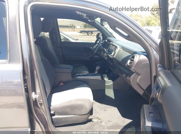 3TMDZ5BN5PM145474 2023 TOYOTA TACOMA Gray Vista interior delantera