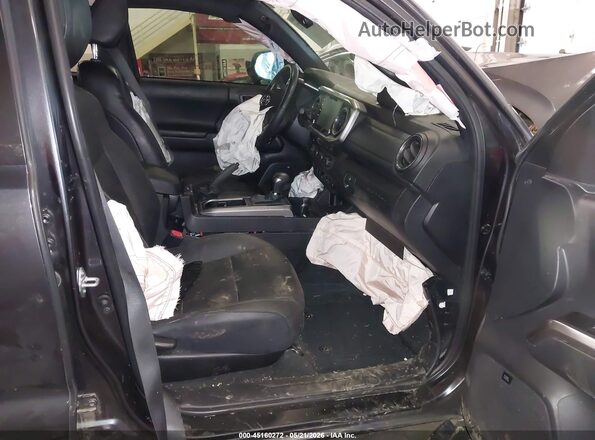 3TMGZ5AN7PM628110 2023 TOYOTA TACOMA Gray Widok wnętrza z przodu