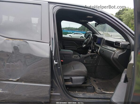 3TMKB5FN0RM008421 2024 TOYOTA TACOMA Black Widok wnętrza z przodu