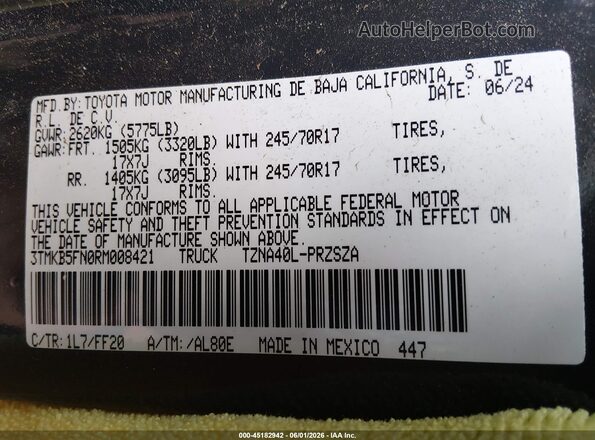 3TMKB5FN0RM008421 2024 TOYOTA TACOMA Black Widok komory silnika