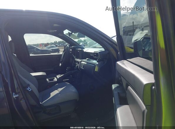 3TMKB5FN0SM049833 2025 TOYOTA TACOMA Gray Սալոնի դիմացի տեսք