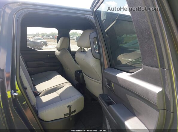 3TMKB5FN0SM049833 2025 TOYOTA TACOMA Gray VIN կոդի պիտակի տեսք