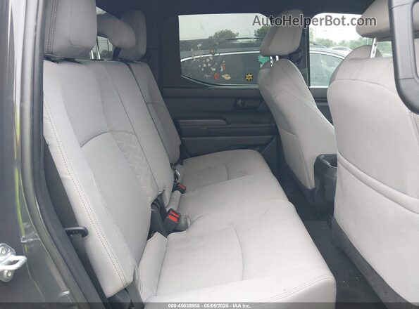 3TMKB5FN0SM052280 2025 TOYOTA TACOMA Gray Vista de la etiqueta del VIN