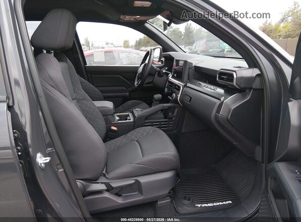 3TMKB5FN0TM067525 2026 TOYOTA TACOMA Gray Սալոնի դիմացի տեսք