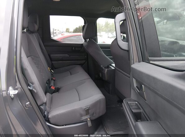 3TMKB5FN0TM067525 2026 TOYOTA TACOMA Gray VIN կոդի պիտակի տեսք