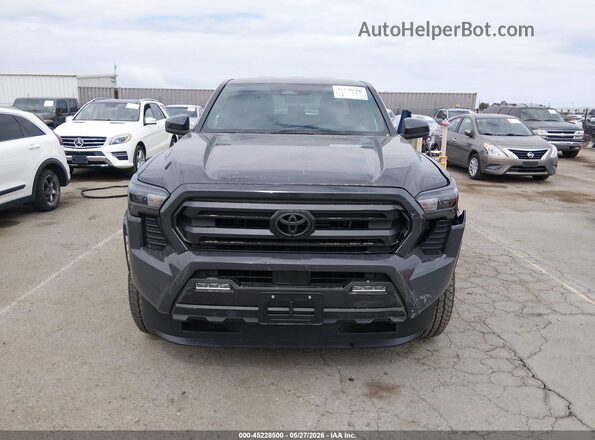 3TMKB5FN0TM067525 2026 TOYOTA TACOMA Gray Սարքավորումների վահանակի տեսք