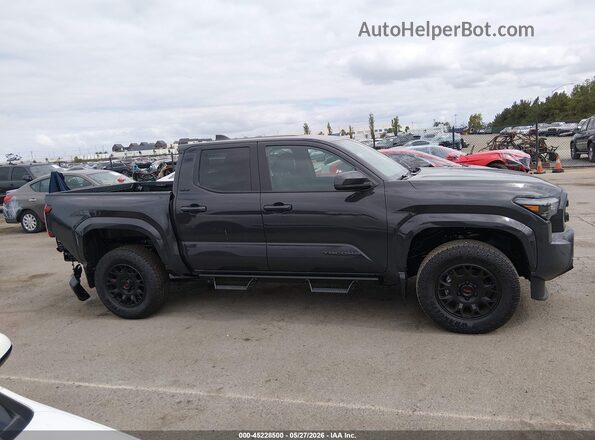 3TMKB5FN0TM067525 2026 TOYOTA TACOMA Gray Սալոնի հետևի տեսք