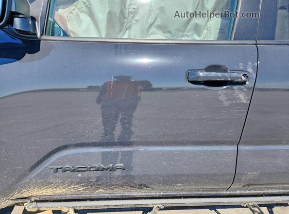3TMKB5FN2TM060530 2026 TOYOTA TACOMA Black Սալոնի դիմացի տեսք