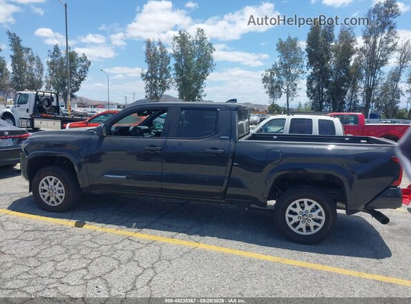 3TMKB5FN5SM049858 2025 TOYOTA TACOMA Серый 