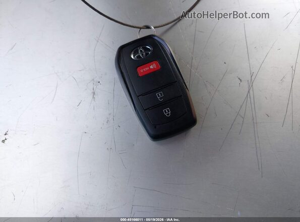 3TMKB5FN6TM068033 2026 TOYOTA TACOMA Золотой Вид панели приборов