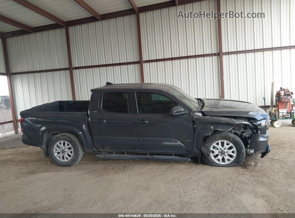 3TMKB5FNXRM007924 2024 TOYOTA TACOMA Gray Սալոնի հետևի տեսք