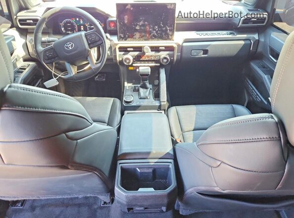 3TMLB5FN2SM047621 2025 TOYOTA TACOMA Blue Vista del salpicadero