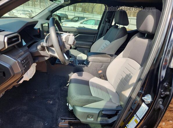 3TMLB5JN0SM153203 2025 TOYOTA TACOMA Black Front interior view