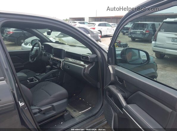 3TMLB5JN0SM193295 2025 TOYOTA TACOMA Gray Front interior view