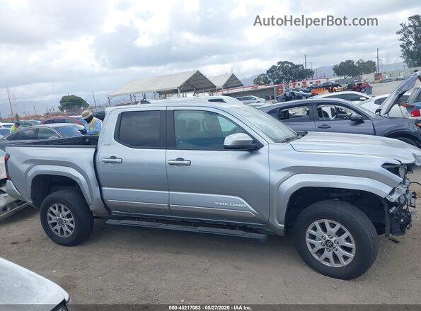 3TMLB5JN1RM037504 2024 TOYOTA TACOMA Gray Vista interior de 360 grados