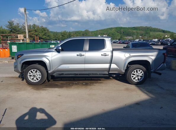 3TMLB5JN1SM127404 2025 TOYOTA TACOMA Silver Սալոնի 360 աստիճան տեսք