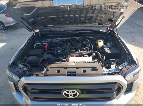 3TMLB5JN1SM127404 2025 TOYOTA TACOMA Silver Հետևի տեսք