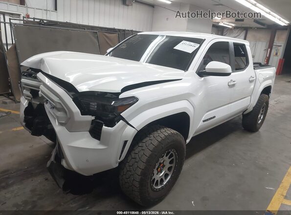 3TMLB5JN3RM038346 2024 TOYOTA TACOMA Белый Передняя левая четверть