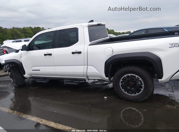 3TMLB5JN4TM209614 2026 TOYOTA TACOMA White Widok wnętrza 360 stopni