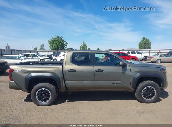 3TMLB5JN4TM214165 2026 TOYOTA TACOMA Green სალონის 360-გრადუსიანი ხედი