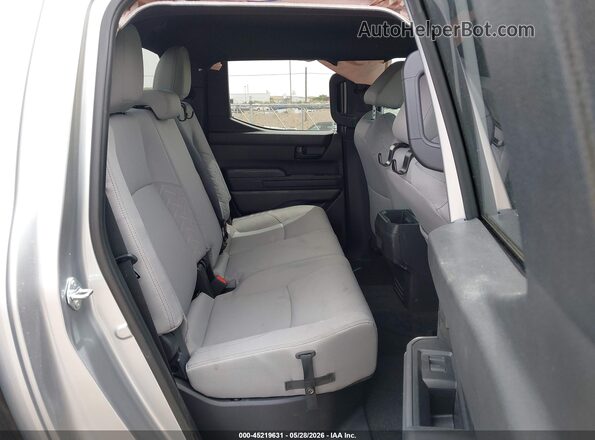 3TMLB5JN5SM143220 2025 TOYOTA TACOMA Silver Vista de la etiqueta del VIN