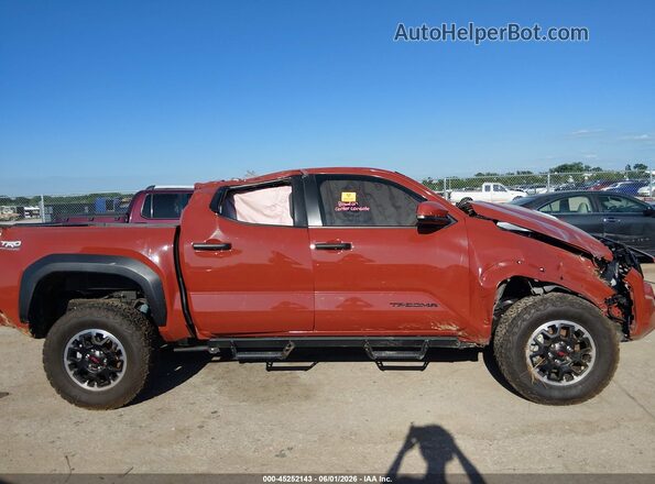3TMLB5JN6SM099602 2025 TOYOTA TACOMA Orange Rear view