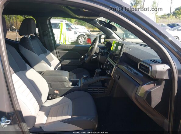 3TMLB5JN7RM072855 2024 TOYOTA TACOMA Gray Вид салону спереду