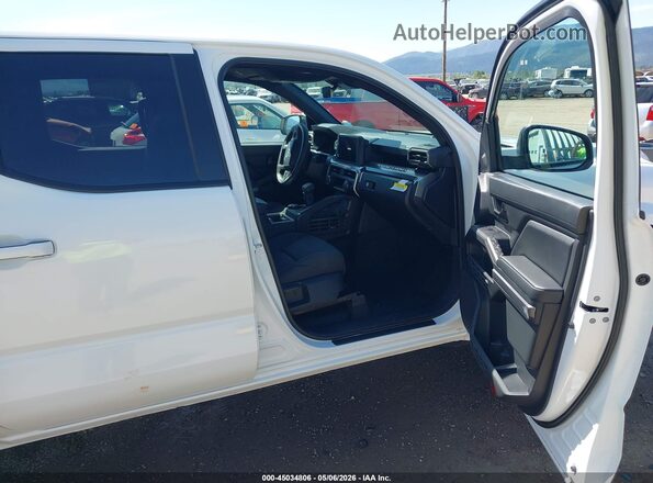 3TMLB5JN7TM246401 2026 TOYOTA TACOMA Белый Вид салона спереди