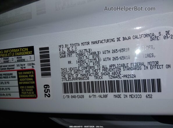 3TMLB5JNXRM060330 2024 TOYOTA TACOMA Белый Вид подкапотного пространства