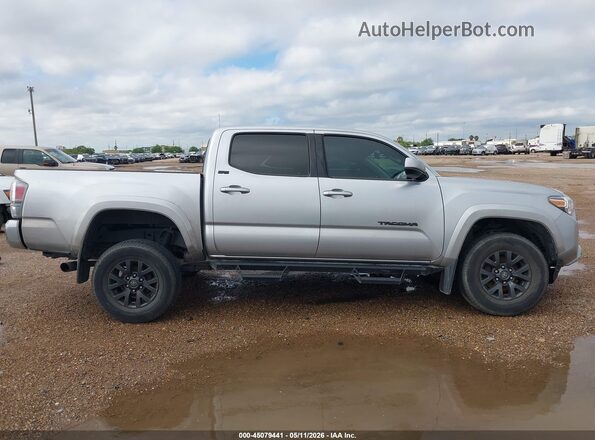 3TYAX5GN1NT039431 2022 TOYOTA TACOMA Silver 