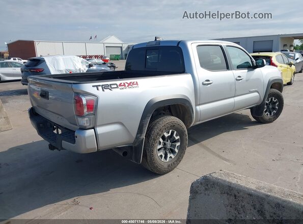 3TYCZ5AN1NT058119 2022 TOYOTA TACOMA Silver 
