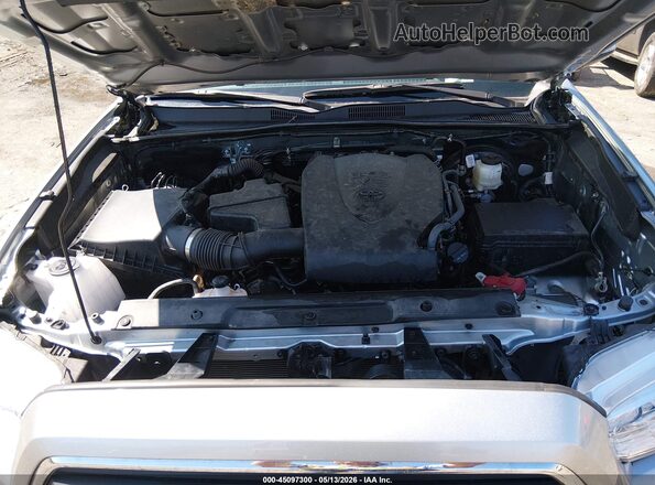 3TYCZ5AN3PT164686 2023 TOYOTA TACOMA Silver Widok z tyłu