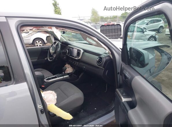 3TYCZ5AN8LT003566 2020 TOYOTA TACOMA Silver Вид салону спереду
