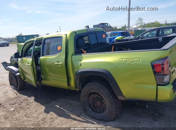 3TYCZ5AN9NT094382 2022 TOYOTA TACOMA Green Vista interior de 360 grados